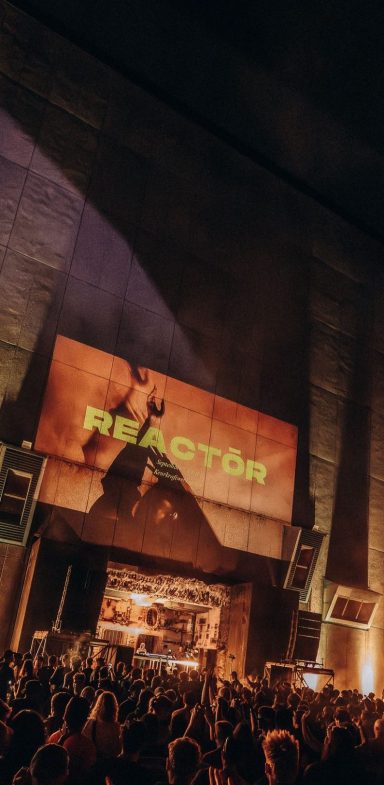 (c) REACTOR